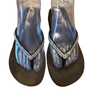 Yellow Box Jello Women’s Size 8 Brown Bejewled Flip Flips